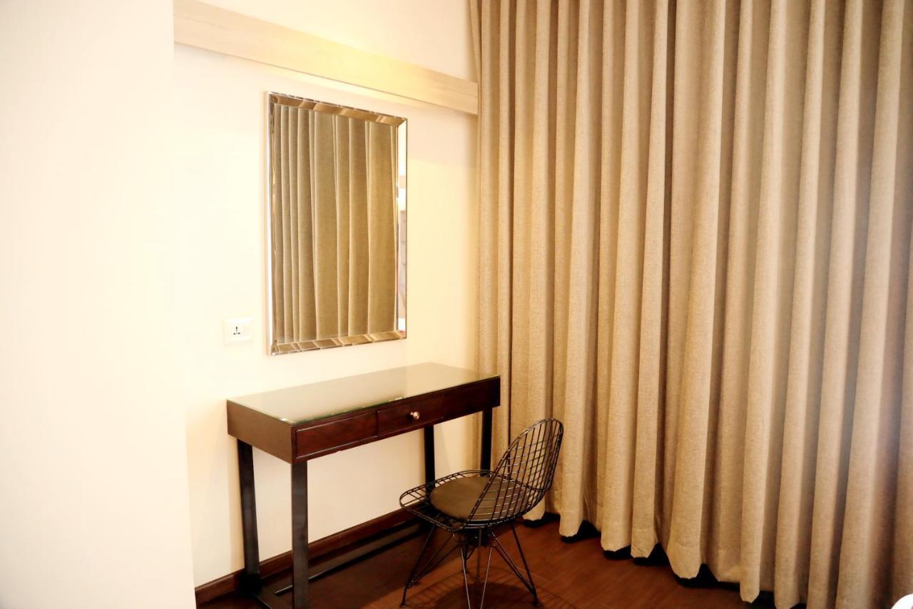 Hotel Deccan Serai Grande, Gachibowli, Hyderabad Exterior photo