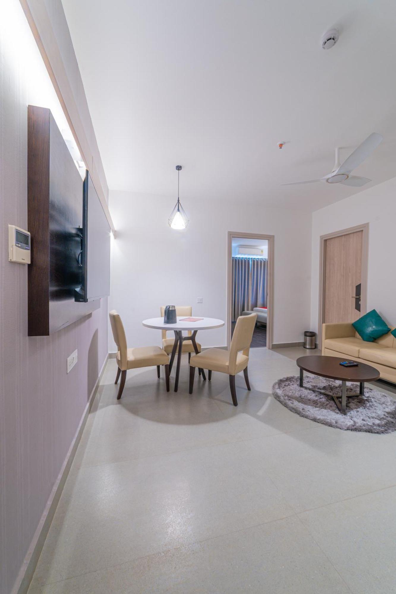 Hotel Deccan Serai Grande, Gachibowli, Hyderabad Exterior photo